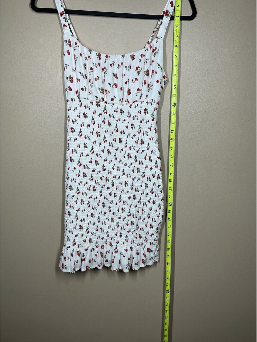 Abercrombie Mini Sundress a delicate red cherry/floral print Smocked Medium - Picture 4 of 8